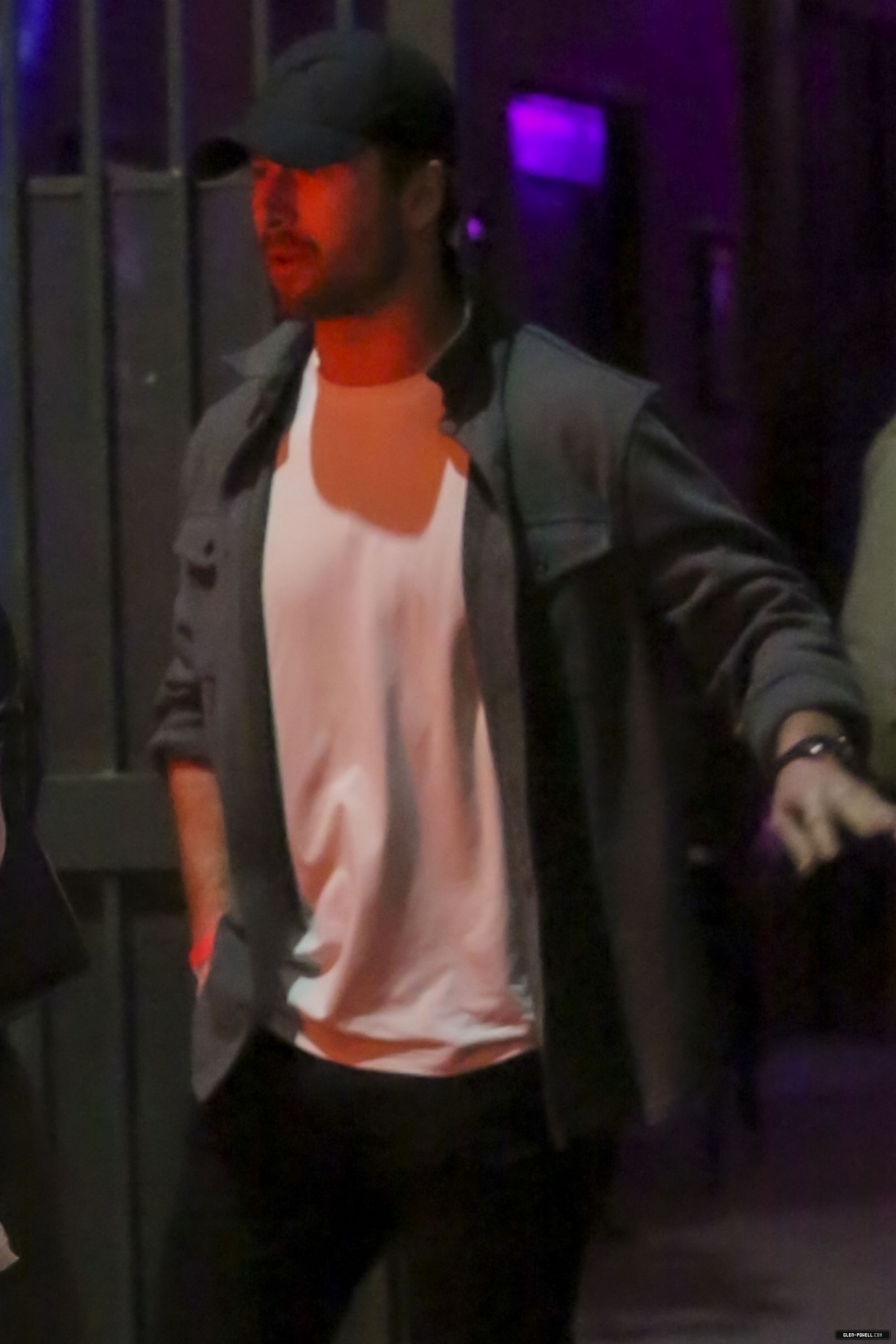 533.jpg