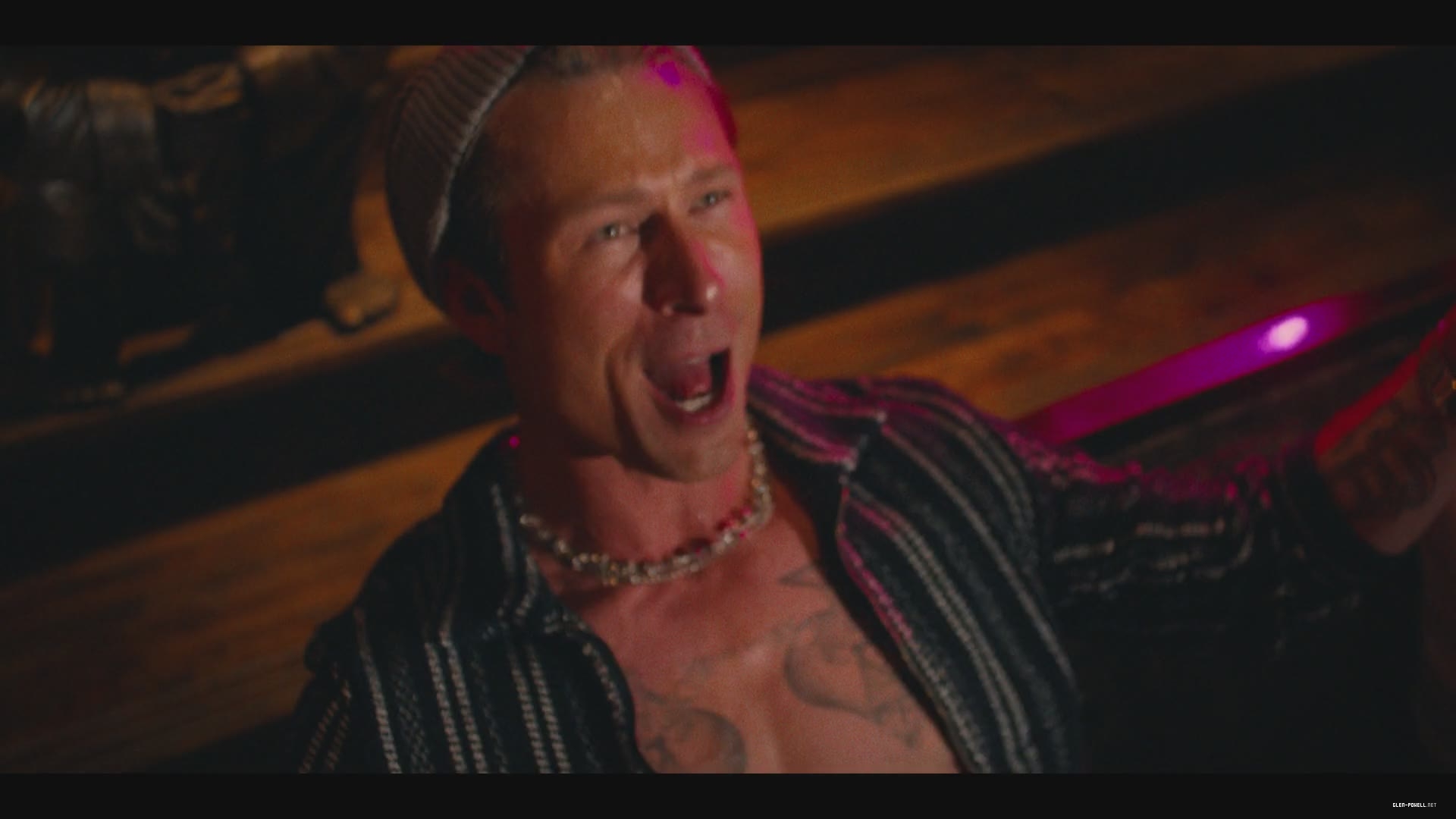 090.jpg